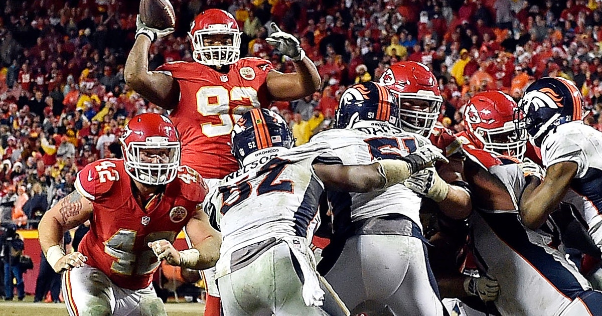 Broncos players take no offense to Dontari Poe's late touchdown pass