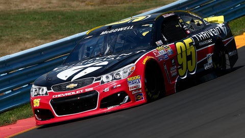 Chase Elliott destroys auto in final NASCAR practice at Sonoma