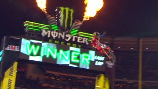 450 SX: Ryan Dungey Takes Points Lead with Win - Anaheim 2 2017