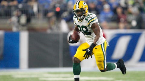 Schum clears waivers, back to Packers' injured list for now