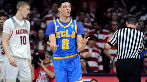 Lonzo Ball's dad clarifies comment about UCLA star playing only for Lakers