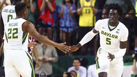 Freeman scores 21 as Baylor tops New Mexico State