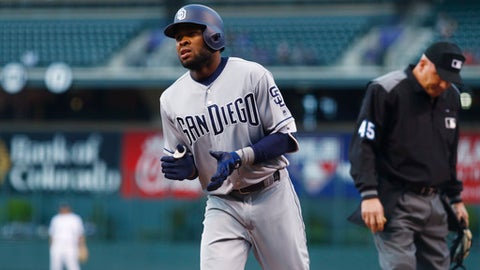 Braves beat Padres 5-2 on opening night at new stadium