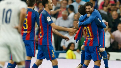 Messi can not surprise anyone - Rakitic lauds Barcelona hero
