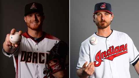 Diamondbacks rally again, erupt late to crush Indians