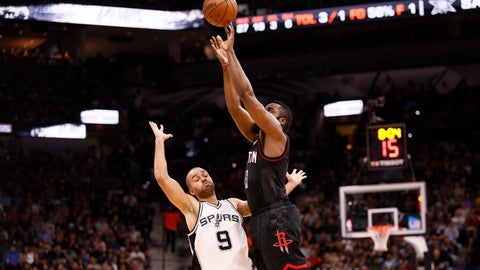 Raptors point guard Kyle Lowry gametime decision for Game 3 against Cavaliers