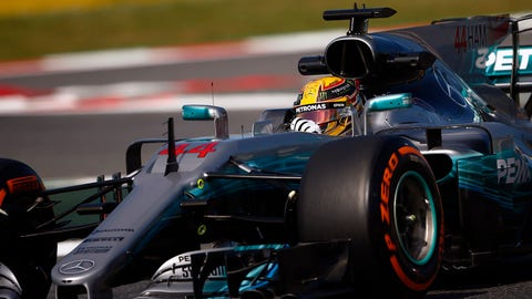 Alonso stuns by earning seventh on Barcelona grid for McLaren