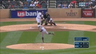 WATCH: Twins score 7 runs in 5th inning but fall to Astros