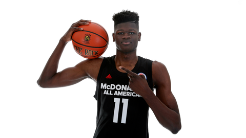 Five-star Mohamed Bamba picks Texas over MI