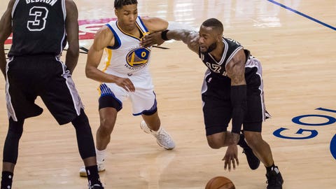 Warriors take down Spurs 136 - 100 in blowout