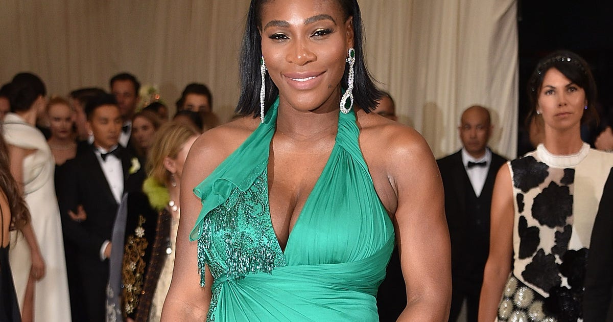 Serena Williams and her baby bump dazzle in Versace dress at Met Gala - FOXSports.com