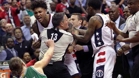 Rockets even series vs. Spurs with 125-104 Game 4 win
