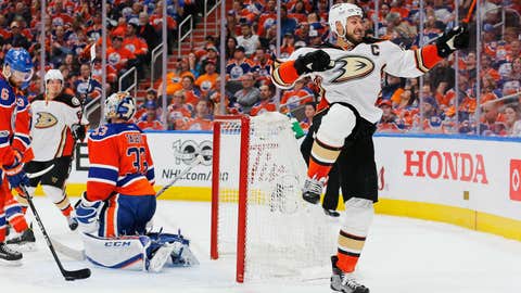 Ducks complete incredible ... and historic ... rally to take series lead vs. Edmonton