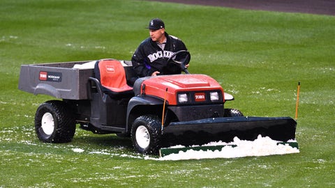 Reynolds, Rockies rough up Cubs 10-4 in opener of DH