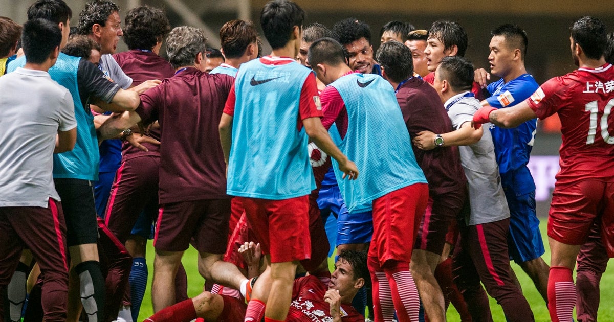 Oscar suspended 8 matches, slapped on wrist with fine, for igniting brawl | FOX Sports