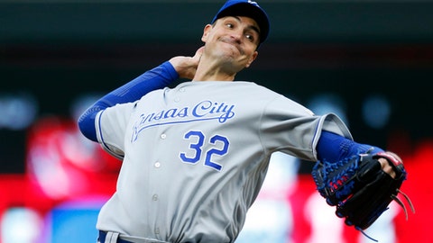 Chris Young cut by Royals, who sign Neftali Feliz