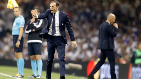 Juventus coach Allegri extends contract through 2020