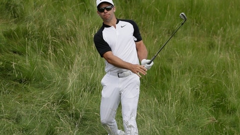 McIlroy hits it all over the place at US Open McIlroy hits it all over the place at US Open