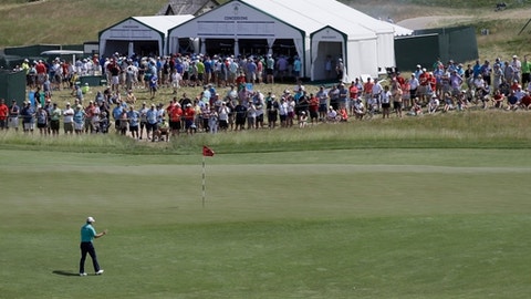 Four-way tie at US Open as big guns crash out
