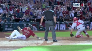 HIGHLIGHT: Descalso delivers walk-off to beat Phillies