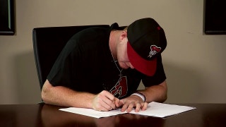 D-backs sign first-round pick Pavin Smith
