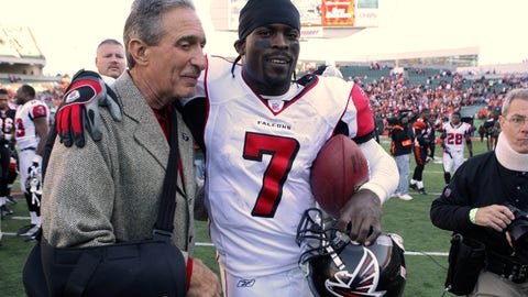 Falcons to honor Roddy White, Michael Vick with special retirement ceremony