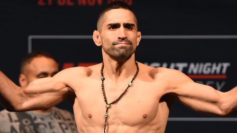 UFC 214 adds Korean Zombie vs. Ricardo Lamas, five other fights UFC 214 adds Korean Zombie vs. Ricardo Lamas, five other fights