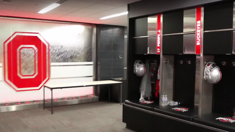 The 15 most jaw-dropping college football locker rooms | FOX Sports