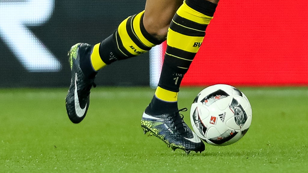 The 10 Most Popular Boots Worn By Pro Soccer Players Fox