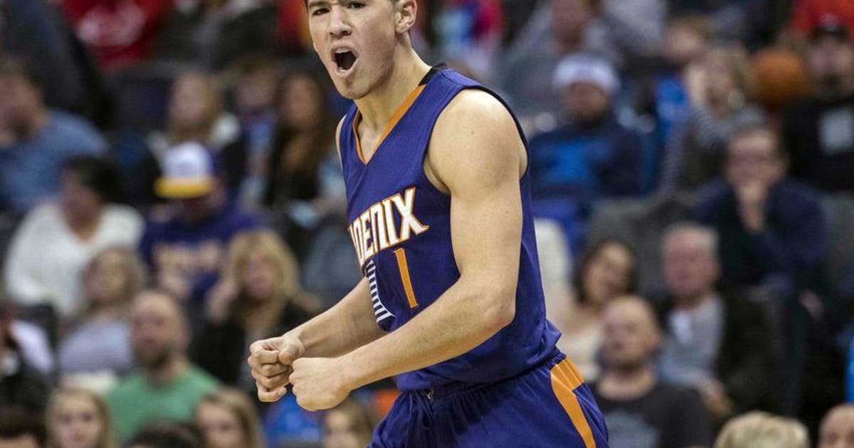 Devin Booker ties careerhigh 39 points, 28 in 4th quarter