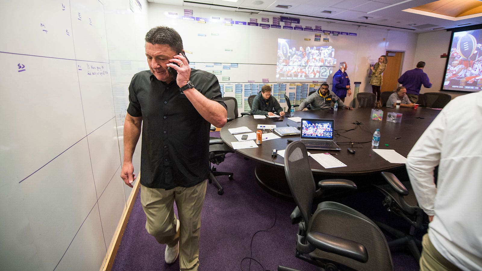 72 Hours Inside Ed Orgeron S Lsu War Room On The Race To