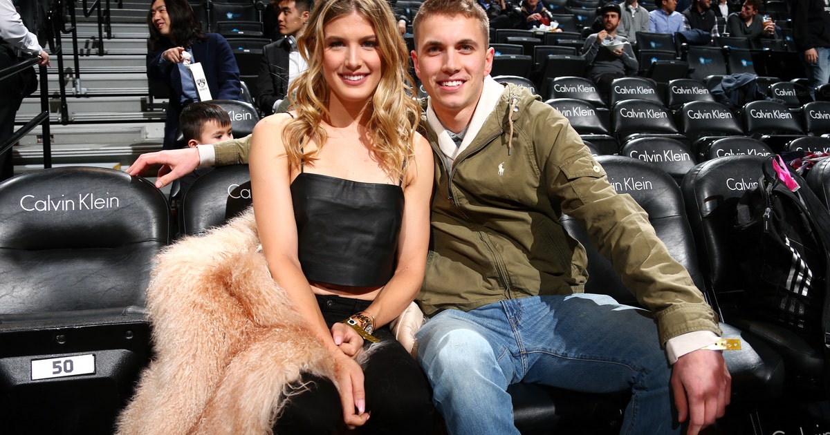 Genie Bouchard's Super Bowl blind date got a goodnight 