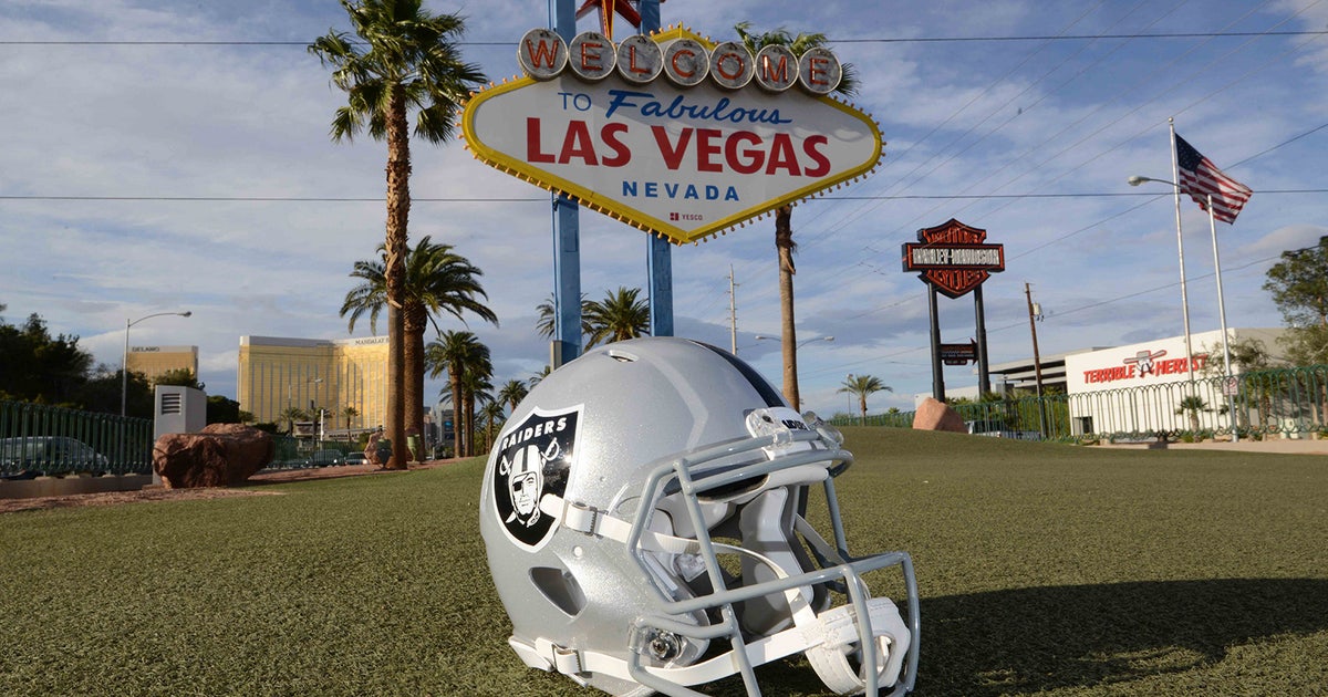 mailbag-what-does-the-raiders-move-to-las-vegas-mean-for-college