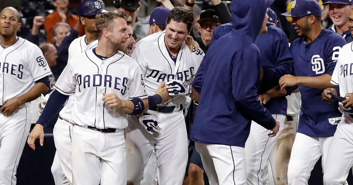 Eric Sogard hits go-ahead homer, but Padres walk off winners in 10th