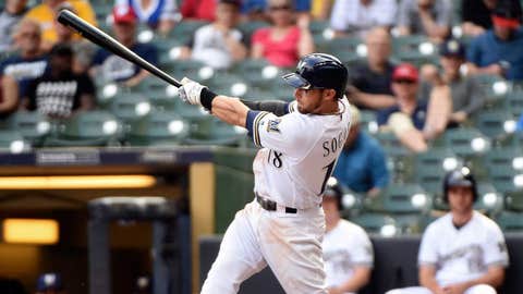 Brewers activate Eric Sogard from DL, demote slumping Keon Broxton to minors