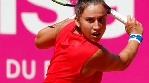 Bertens wins second title of season in Gstaad