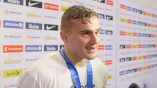 Jordan Morris and Tim Howard tell you all about the USMNT’s locker room celebrations