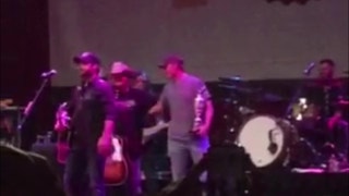 Jordan Spieth parties with Claret Jug at Dallas concert