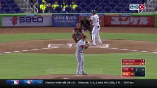 WATCH: Barnhart catches Dee Gordon trying to steal