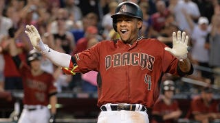 Ketel Marte scores a stand-up inside-the-park home run after friendly bounce