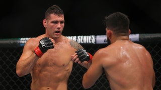 Chris Weidman vs. Kelvin Gastelum | UFC FIGHT NIGHT HIGHLIGHTS