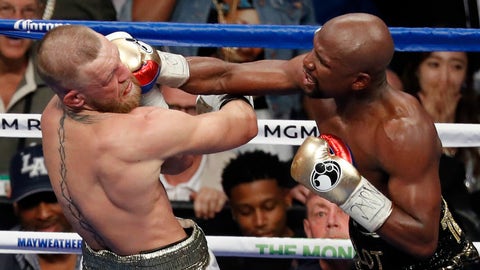 VIDEO: Floyd Mayweather’s strategy on Saturday toyed with UFC fans