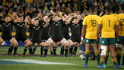 Australia 34 - 54 New Zealand: All Blacks blitz Wallabies