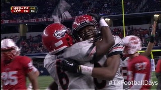 Cedar Hill tightrope touchdown vs. Katy - Texas Football Days Classics