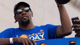 Does Kevin Durant's jab at Under Armour damage Stephen Curry's brand?