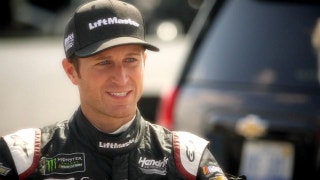 Kasey Kahne talks to Kenny Wallace about his career path to NASCAR and Hendrick Motorsports