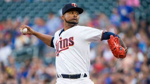 Twins trade Dozier to Dodgers, per reports