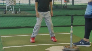 Tampa Bay Rays demo: Chad Mottola explains how kids should start their stance