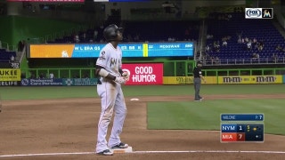 WATCH: Dee Gordon kicks off 5th inning rally with 2-run triple