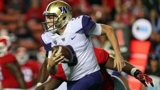 Jake Browning and the No. 8 Washington Huskies defeat the Rutgers Scarlet Knights 30-14